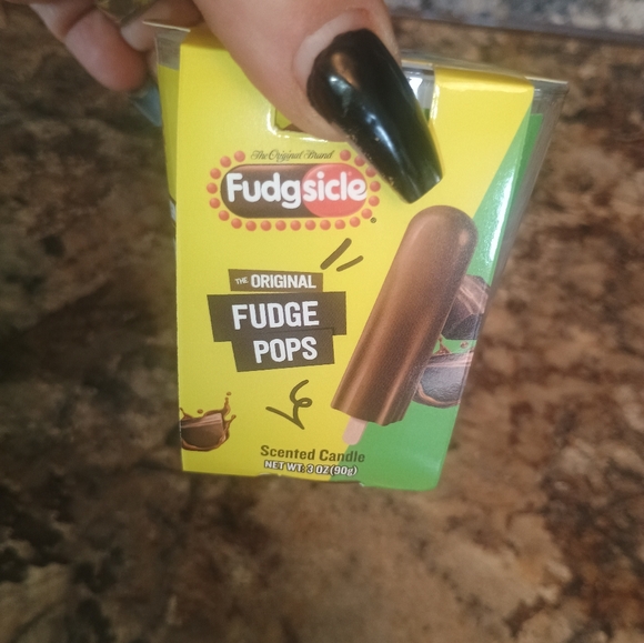 Ice cream flavored candles jar scented candles set for three. New - Picture 3 of 5